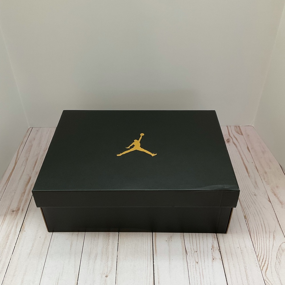 Air Jordan 1 Mid SE Brushstroke Paint Splatter - Picture 7 of 9